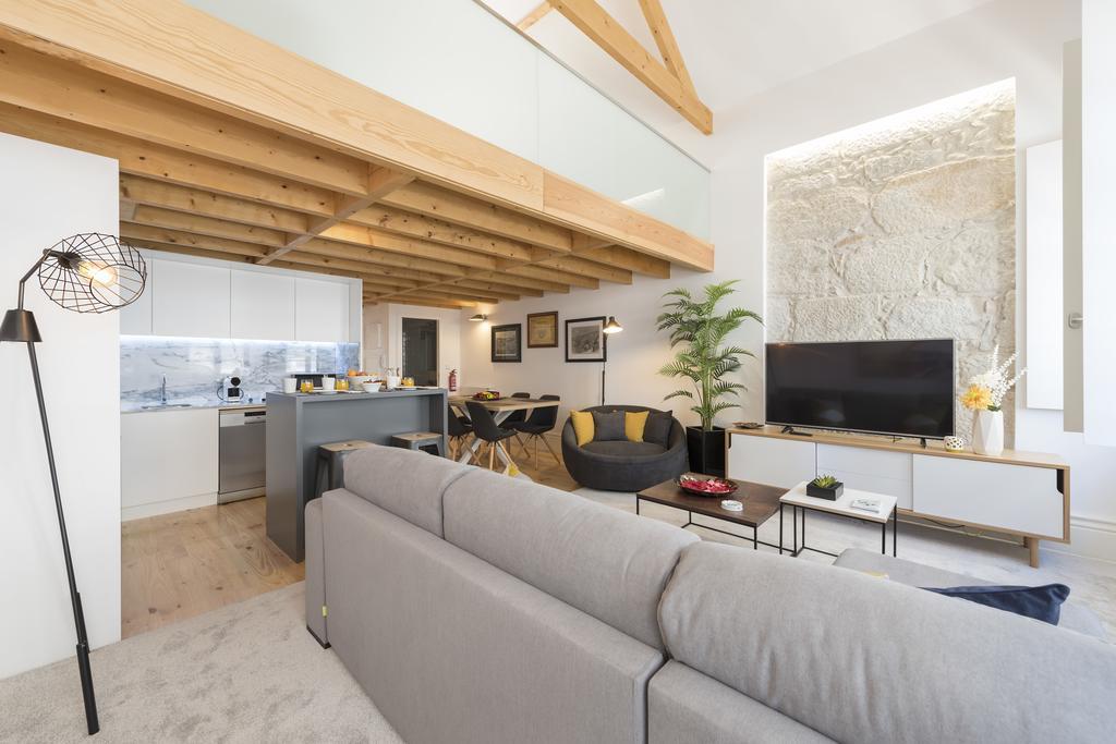 Lovelystay-Modern Loft City Center ポルト エクステリア 写真