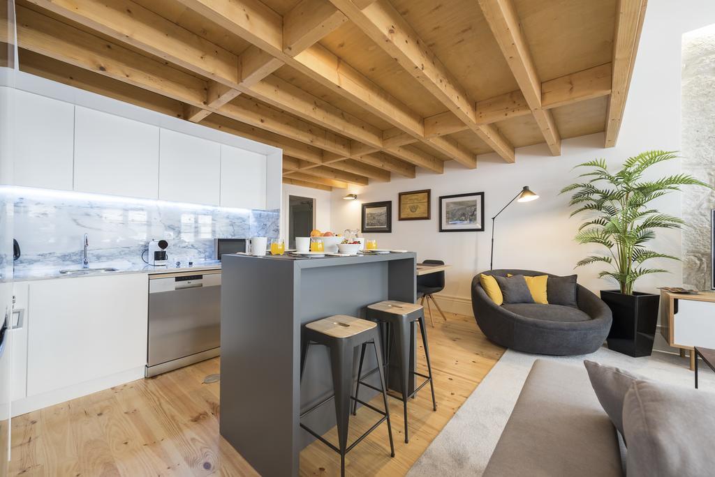 Lovelystay-Modern Loft City Center ポルト エクステリア 写真